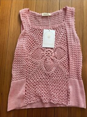 NWT SUNNY knit top